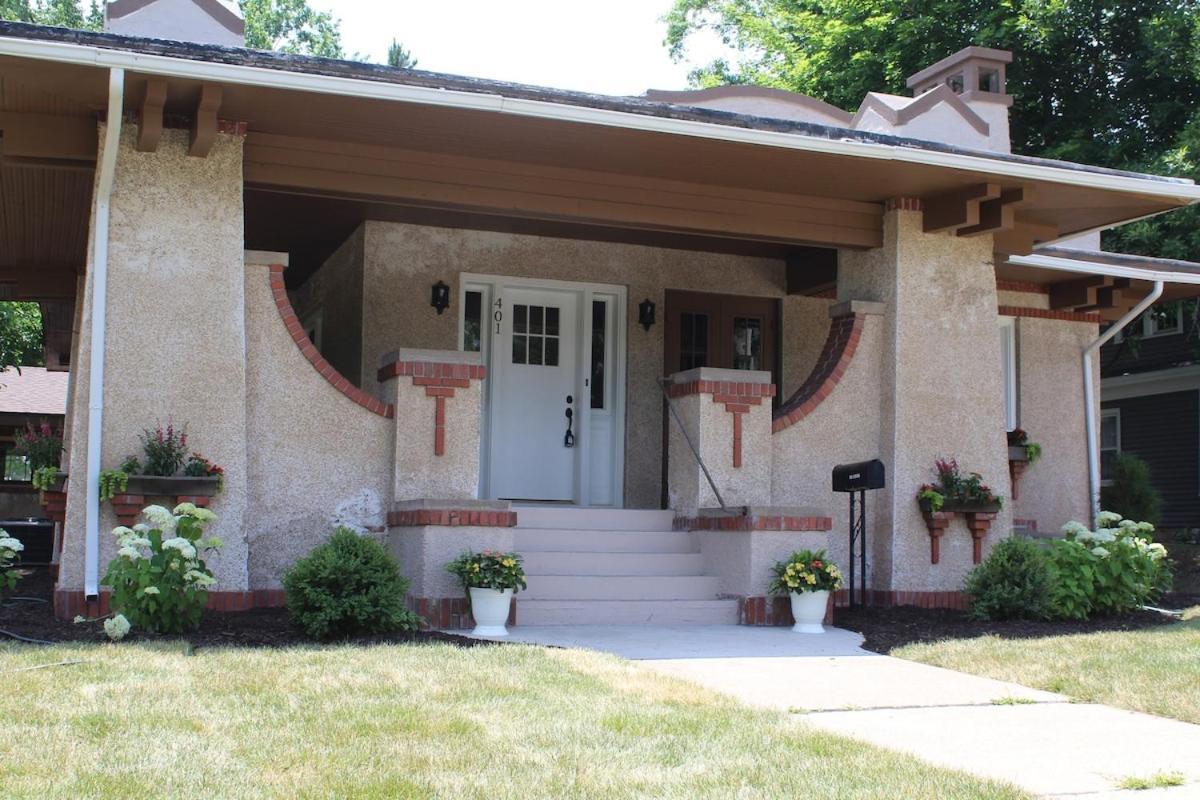 Spanish Charm 4Bed/3Bath Waupaca エクステリア 写真