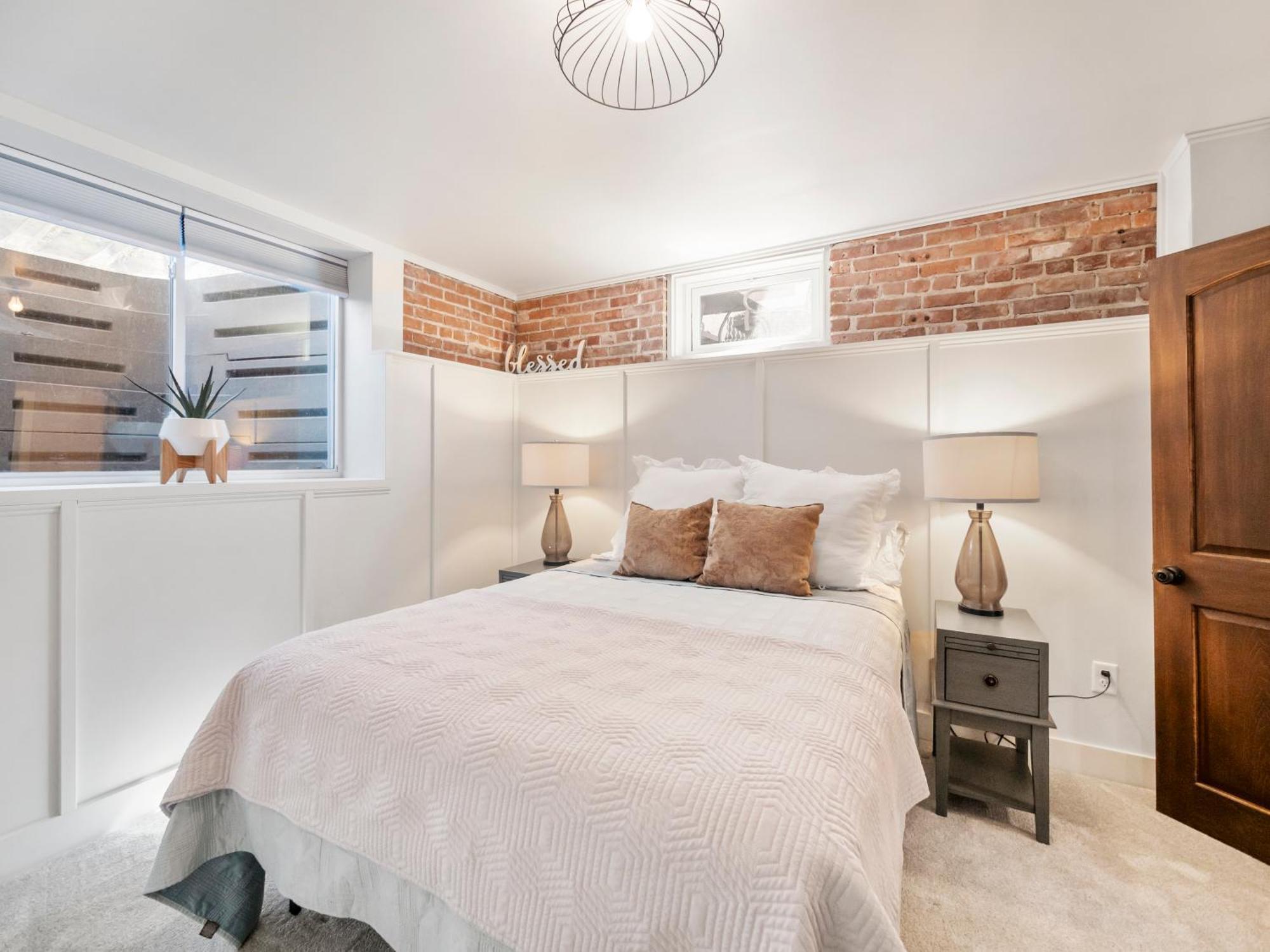 Spanish Charm 4Bed/3Bath Waupaca エクステリア 写真
